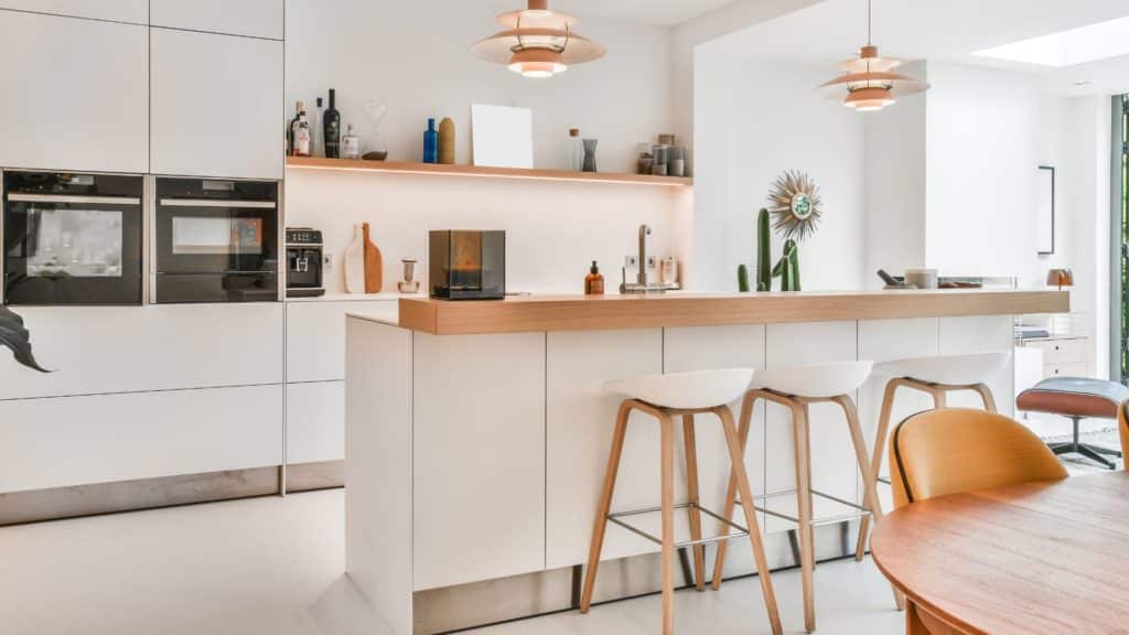 5 Fresh Kitchen Remodeling Ideas For Apartments In Aspen Hill, MD 2 Budgeting for Your Kitchen Remodel