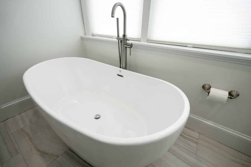 Tub