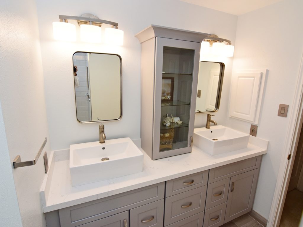 How Much Do Bathroom Cabinets Cost? 7 DSC 0129 opz