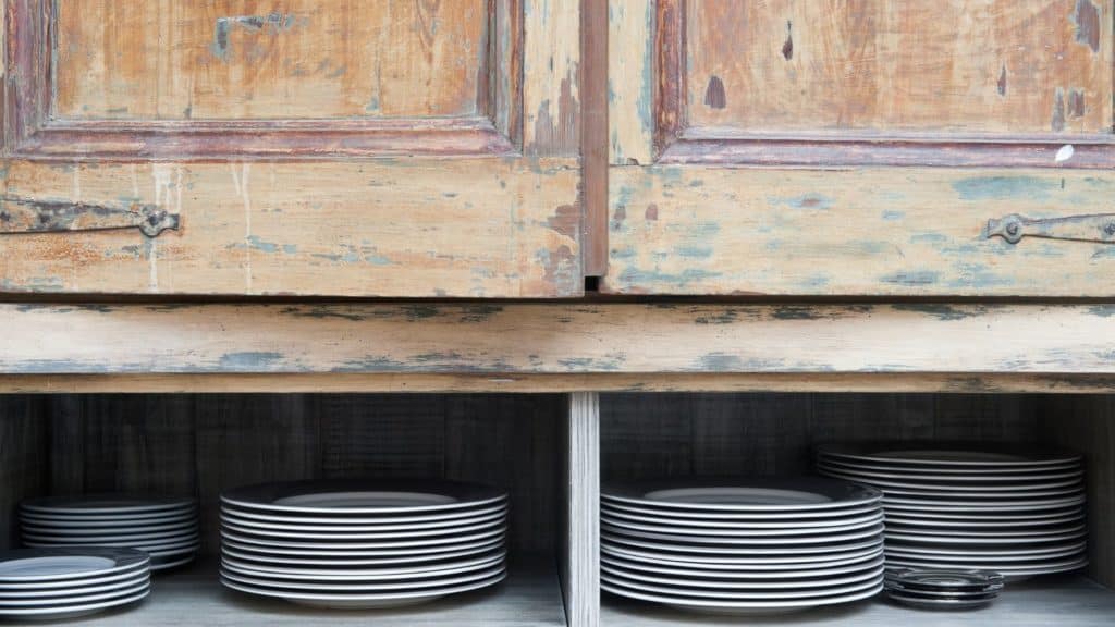 4 Key Benefits of Replacing Your Old Kitchen Cabinets 56 4 Key Benefits of Replacing Your Old Kitchen Cabinets
