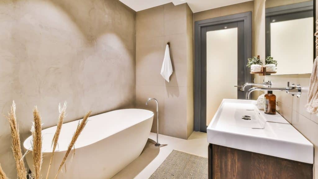 Bathroom Remodeling - 4 Ways To Add Color Without Overdoing It 63 Bathroom Remodeling – 4 Ways To Add Color Without Overdoing It