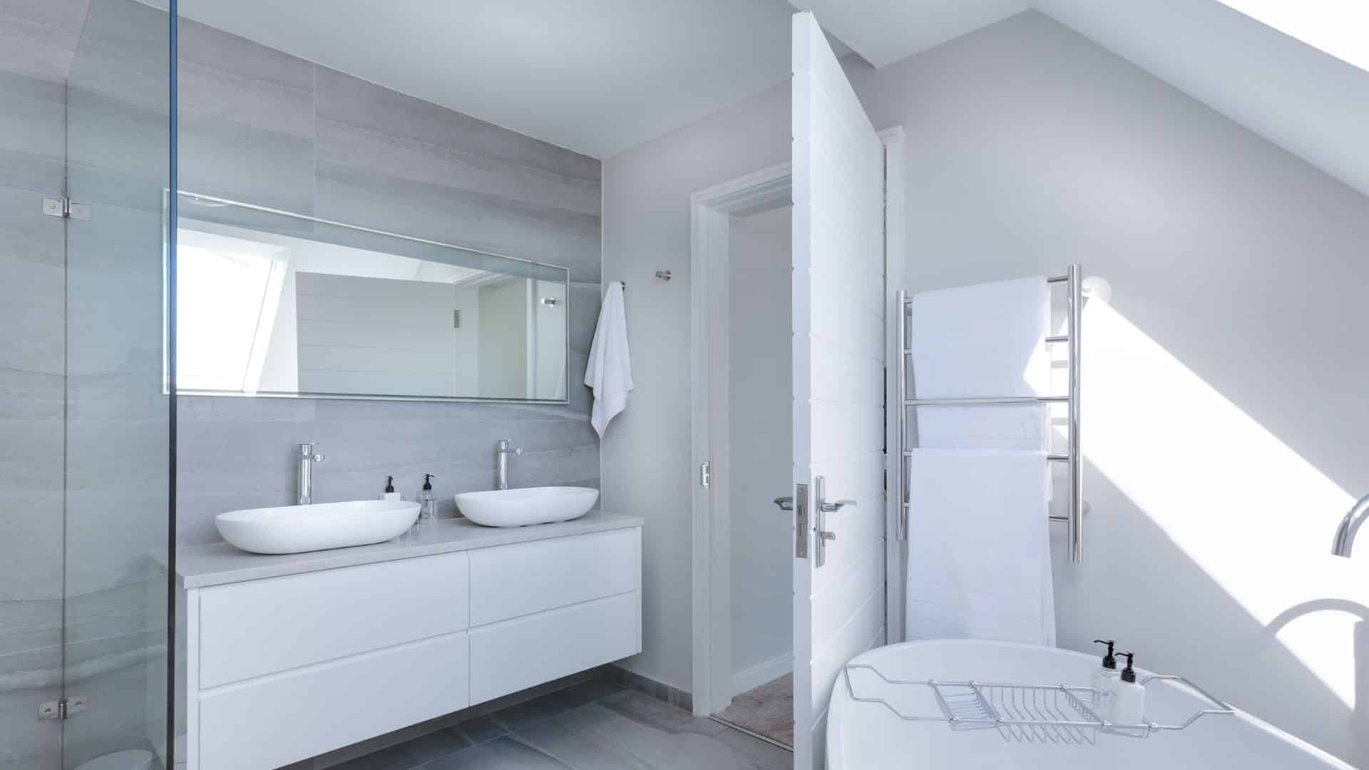 Mirrors Are Hot Right Now