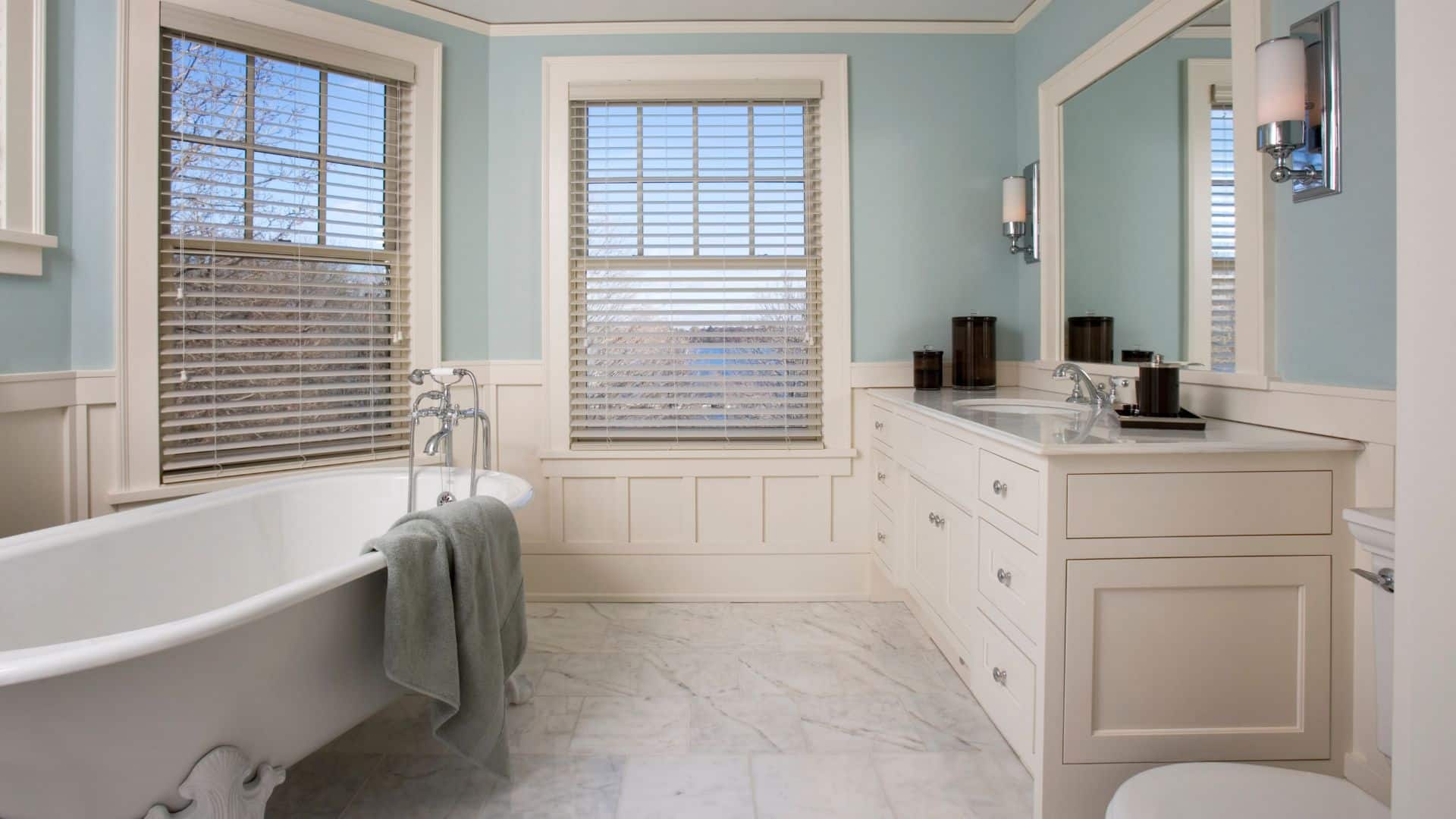 Can I Refurbish My Existing Bathroom Cabinets