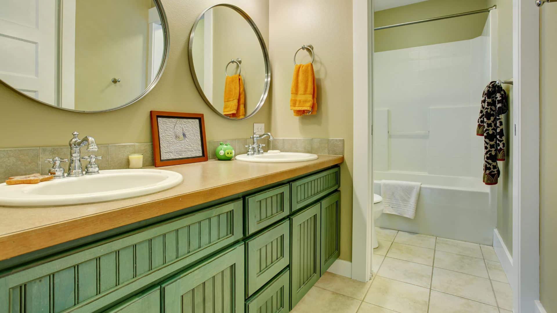 Custom Bathroom Cabinets