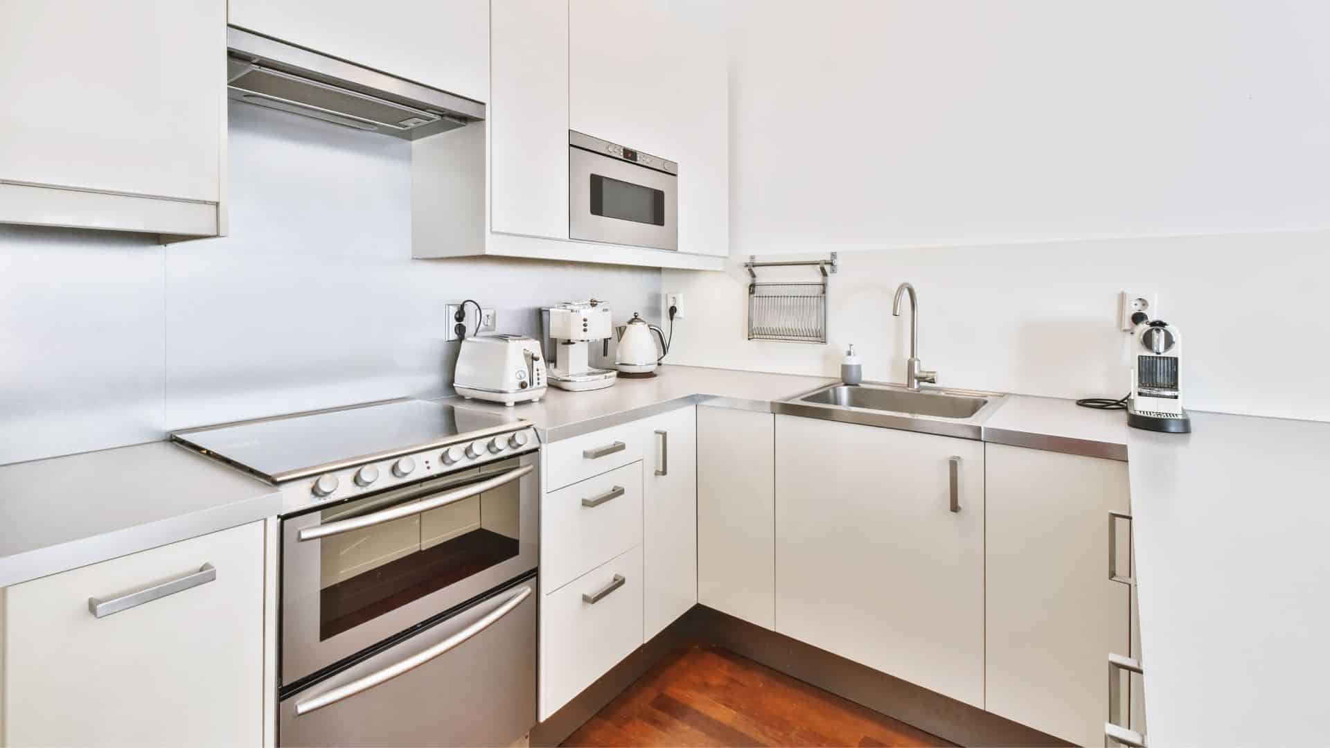 Transitional Small Kitchen Remodeling Ideas To Embrace Now 6 Minimalist Decoration Enhances Your Small Kitchen Remodeling