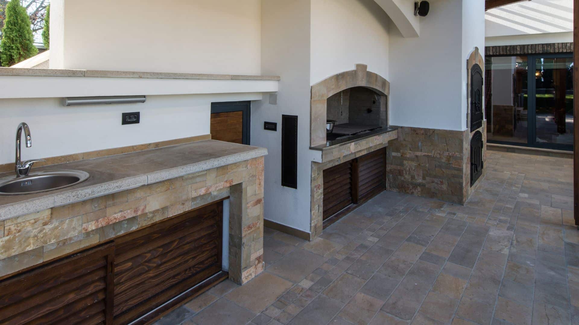 Cons Of An Outdoor Kitchen Remodel