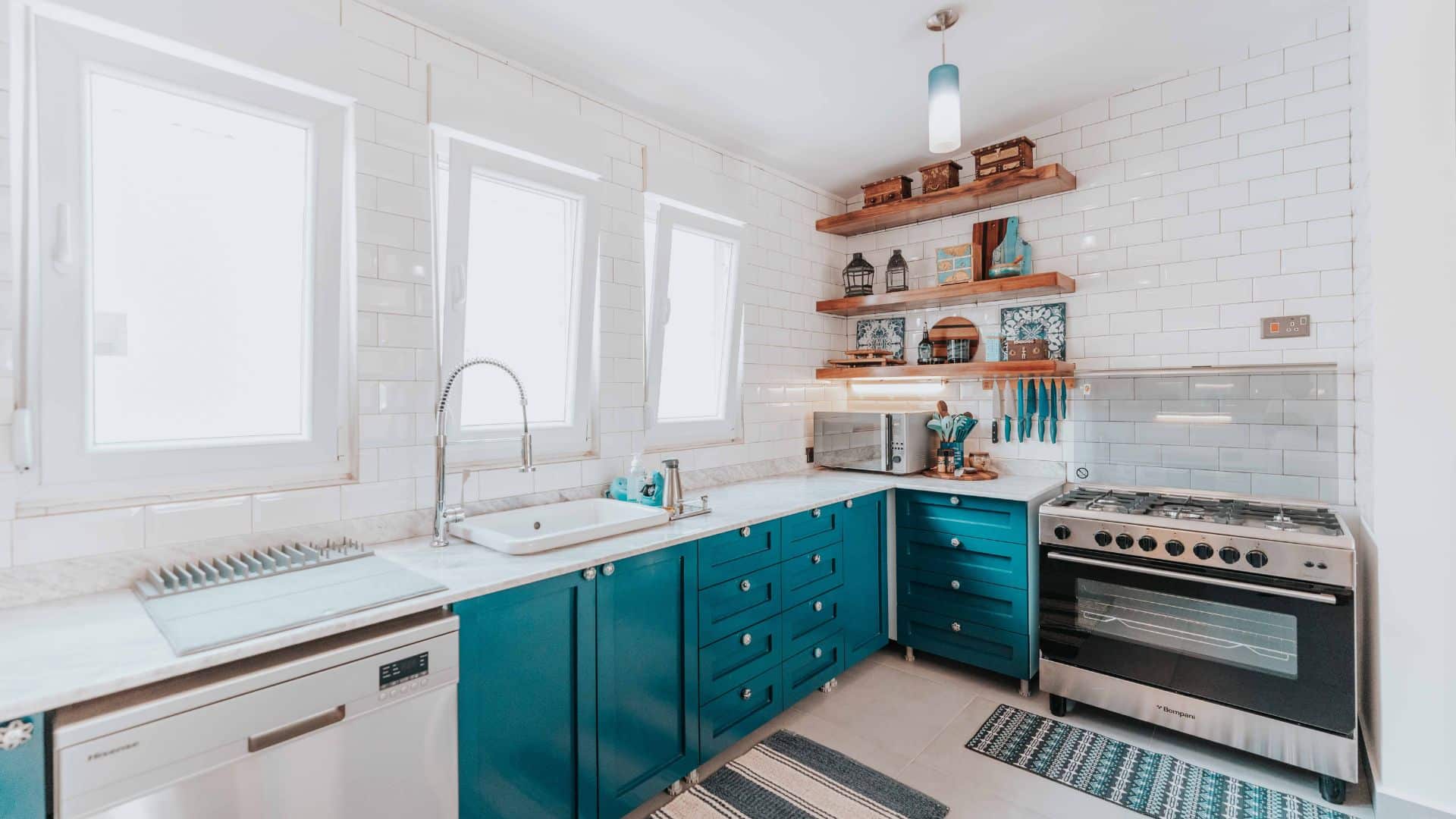 Remove the Upper Cabinets