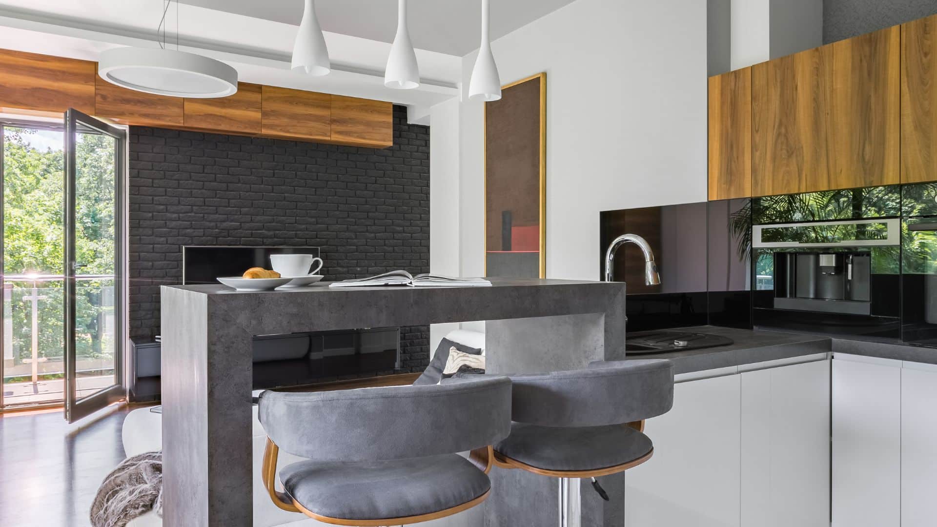 Dark Walls WIth Bright Cabinets