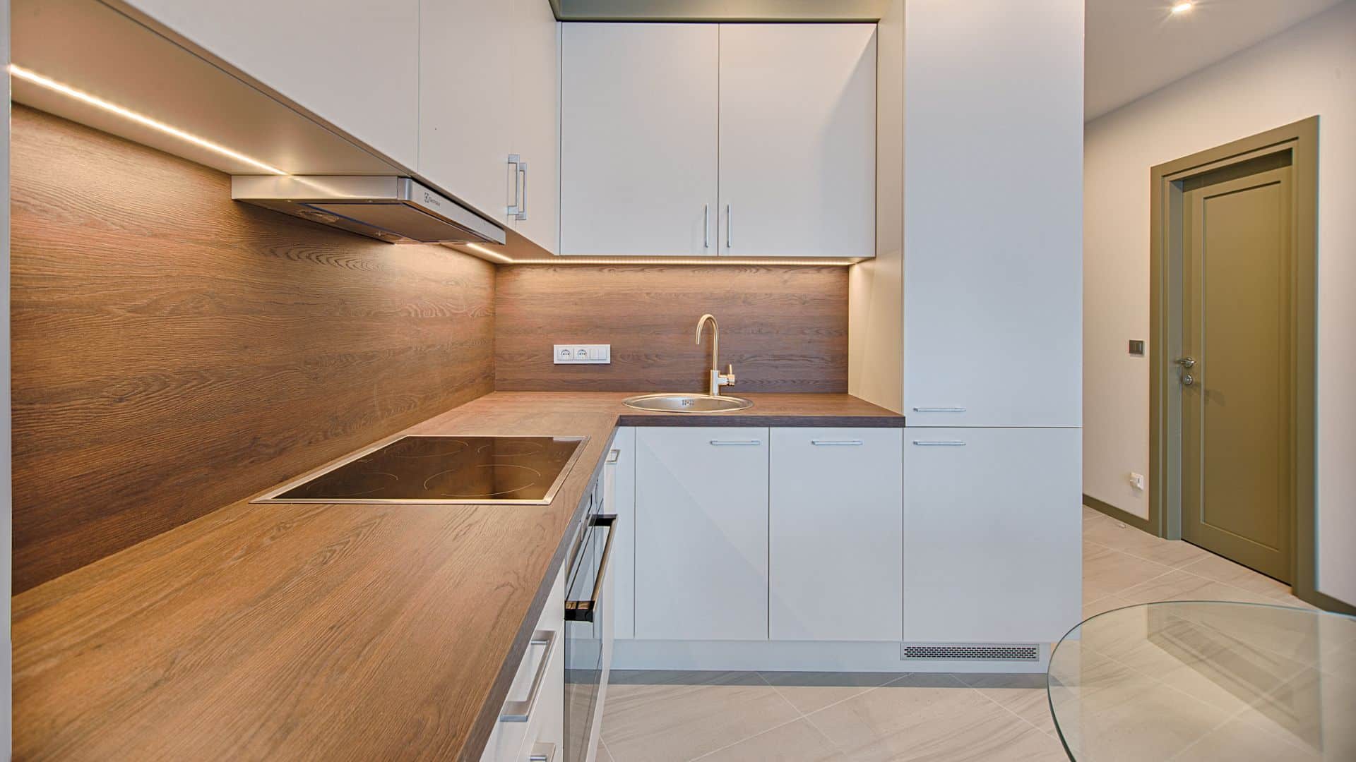 Flat Panel Kitchen Cabinets