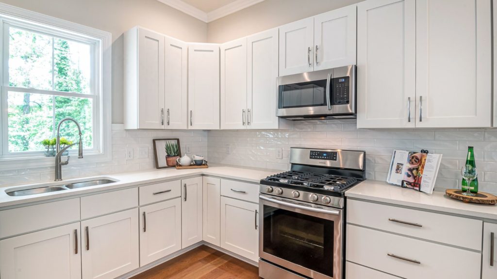 Best Tips On Refinishing Your Old Kitchen Cabinets To Look New 172 HEADER 2 7