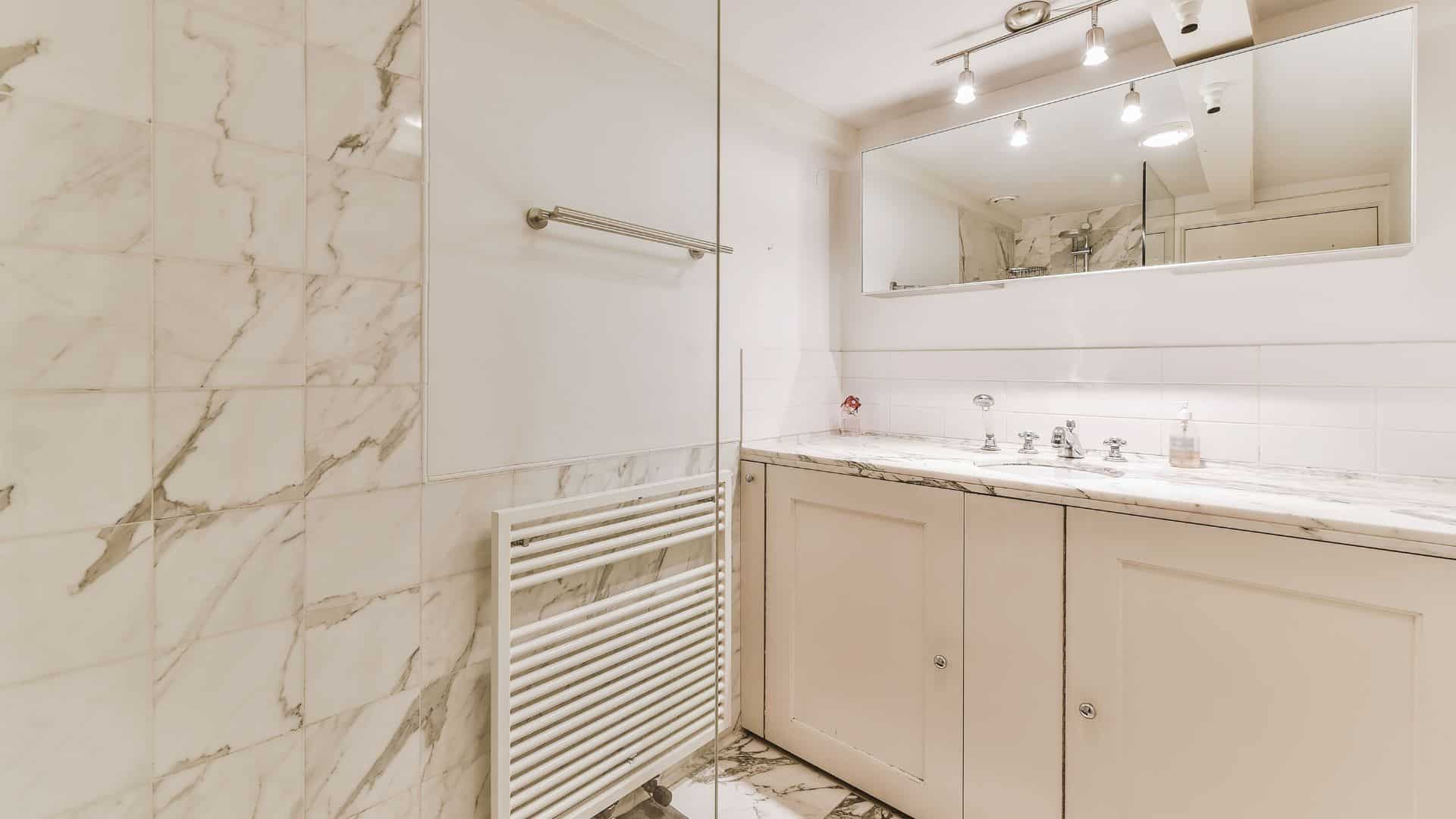 Monolithic Marble Bathroom Remodeling Designs