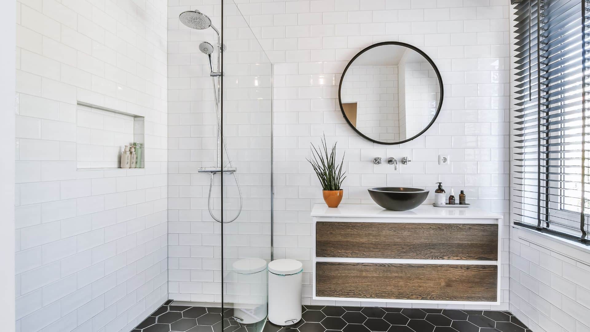 Use Natural Wood to Decorate
