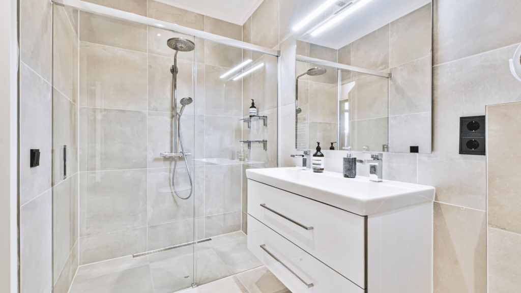 21 Bathroom Remodeling Ideas to Transform Your Space in 2024 12 Small Bathroom Makeovers