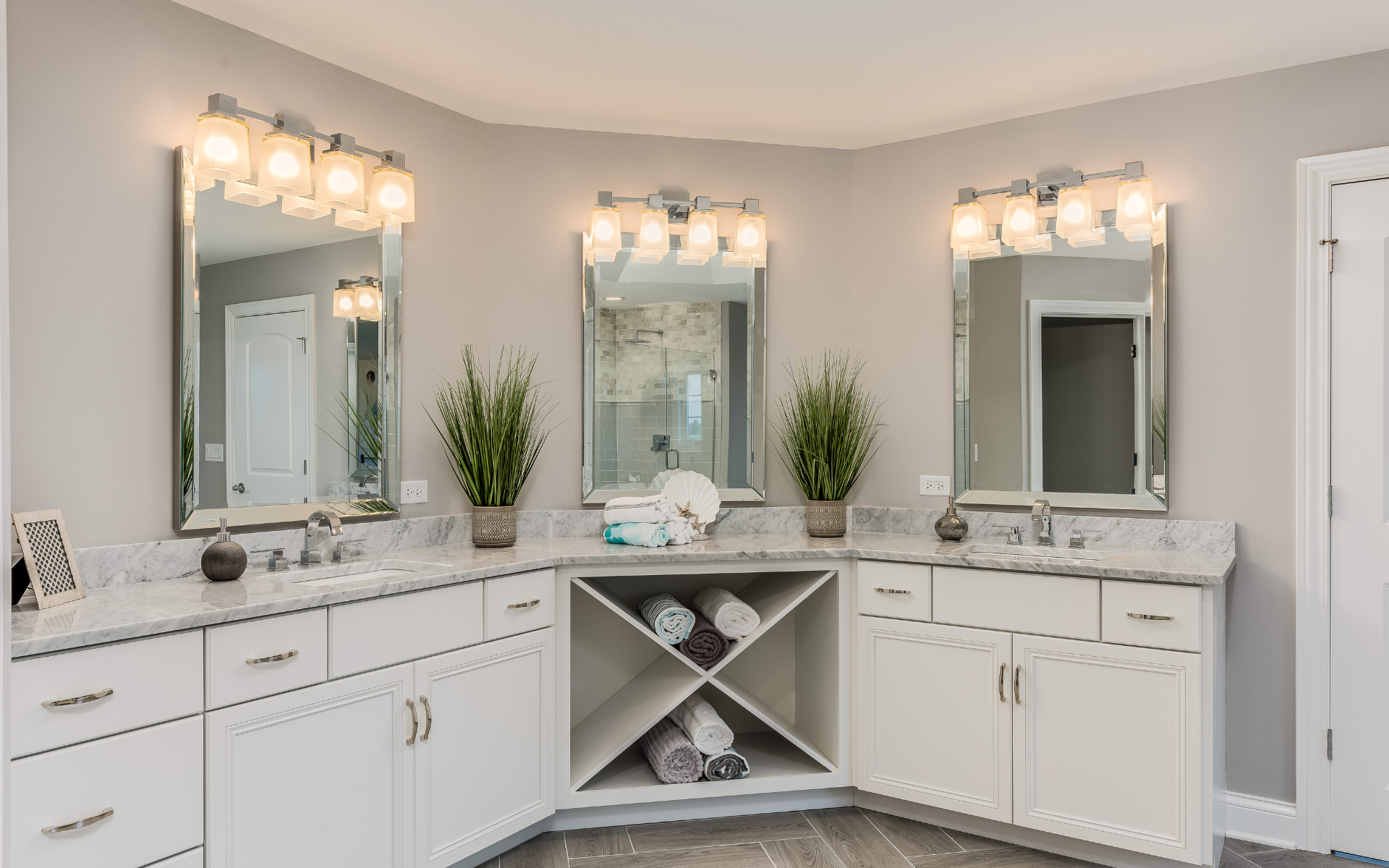 Bathroom Vanity on a budget
