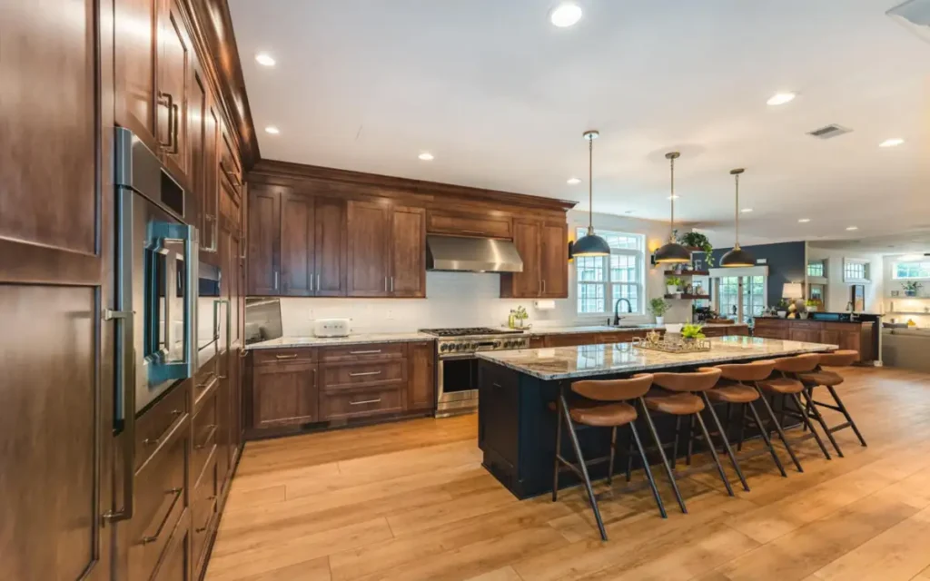Rich, Deep Hues kitchen Colors