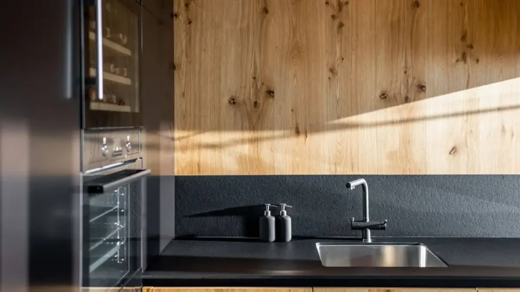 Mix Materials and Textures kitchen remodeling ideas