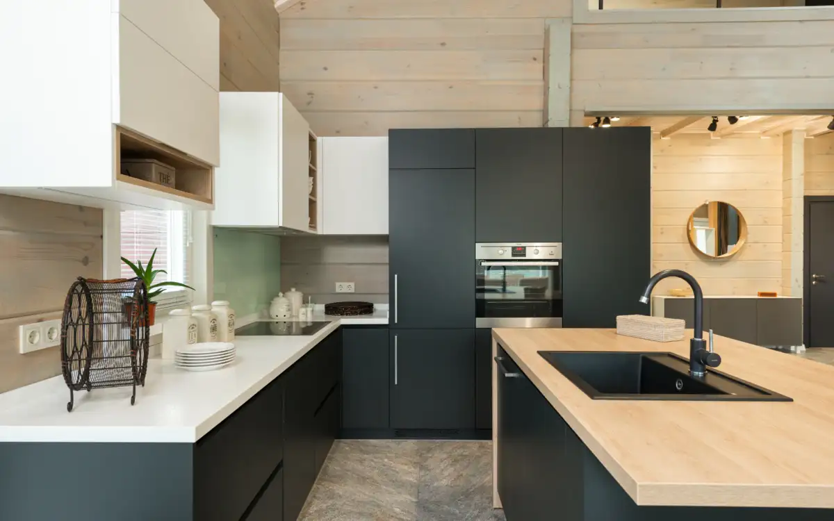 Pros & Cons of Matte Cabinets and Countertops