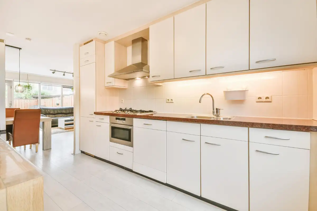white kitchen with modular units
