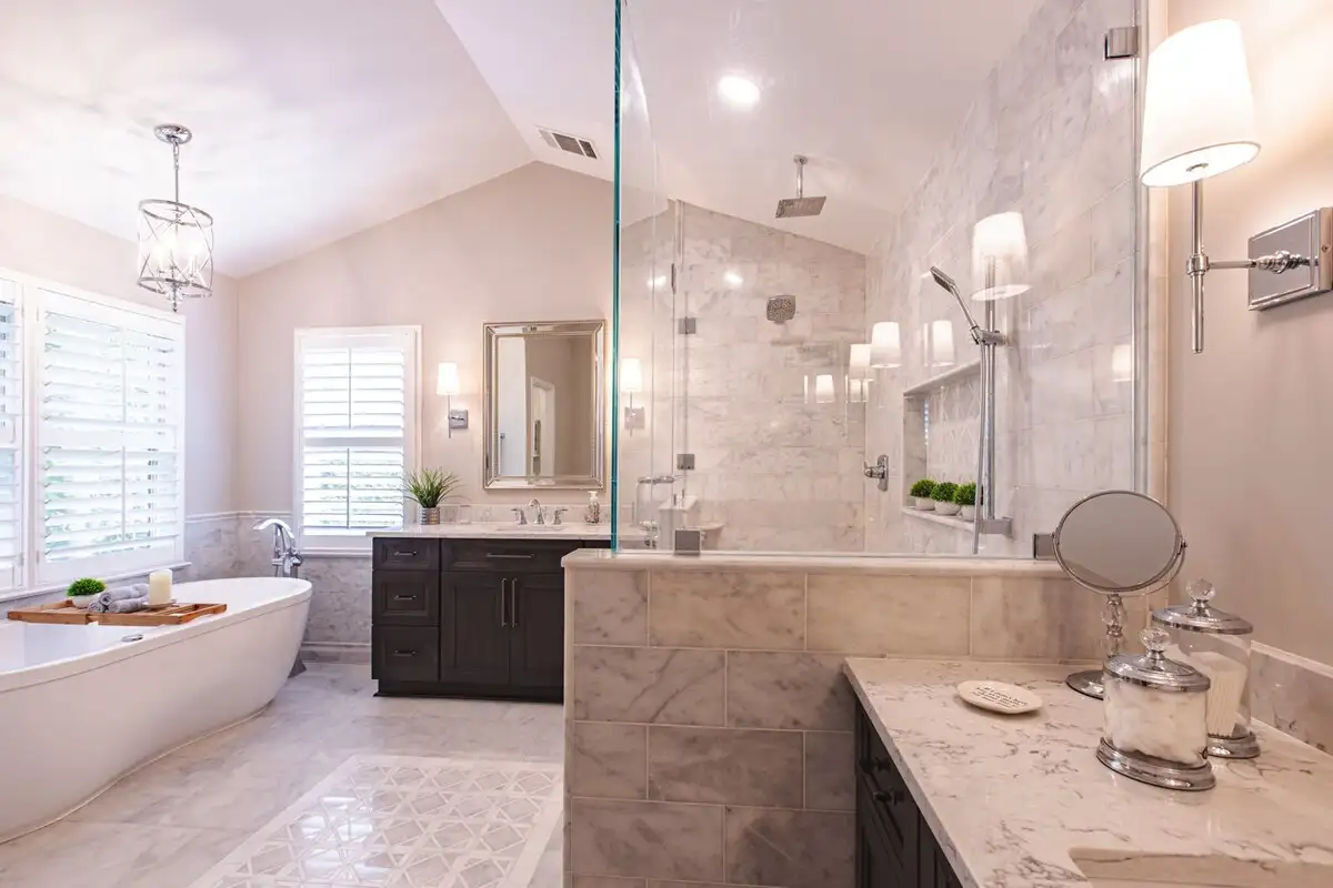 bathroom remodeling with new bathtube Atlanta VA