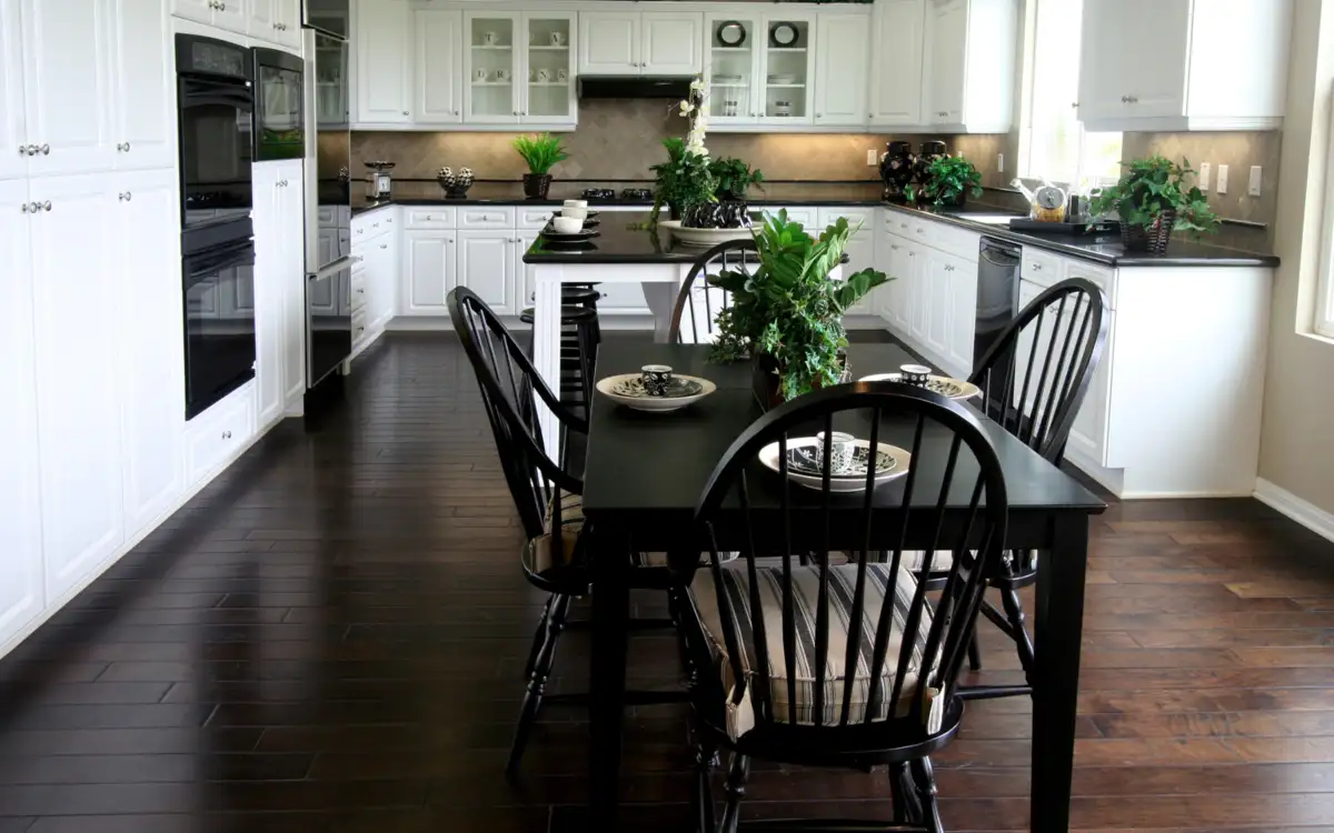 kitchen style with breakfast