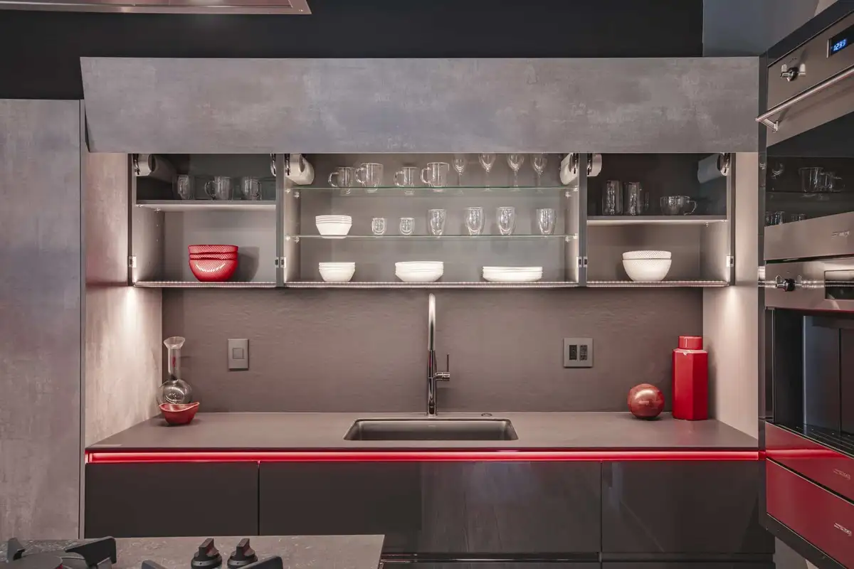 single sink design in kitchen